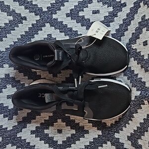 COPY - Adidas edge luxe 5 NWT